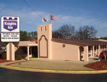 Knights Inn - Tucker Bagian luar foto